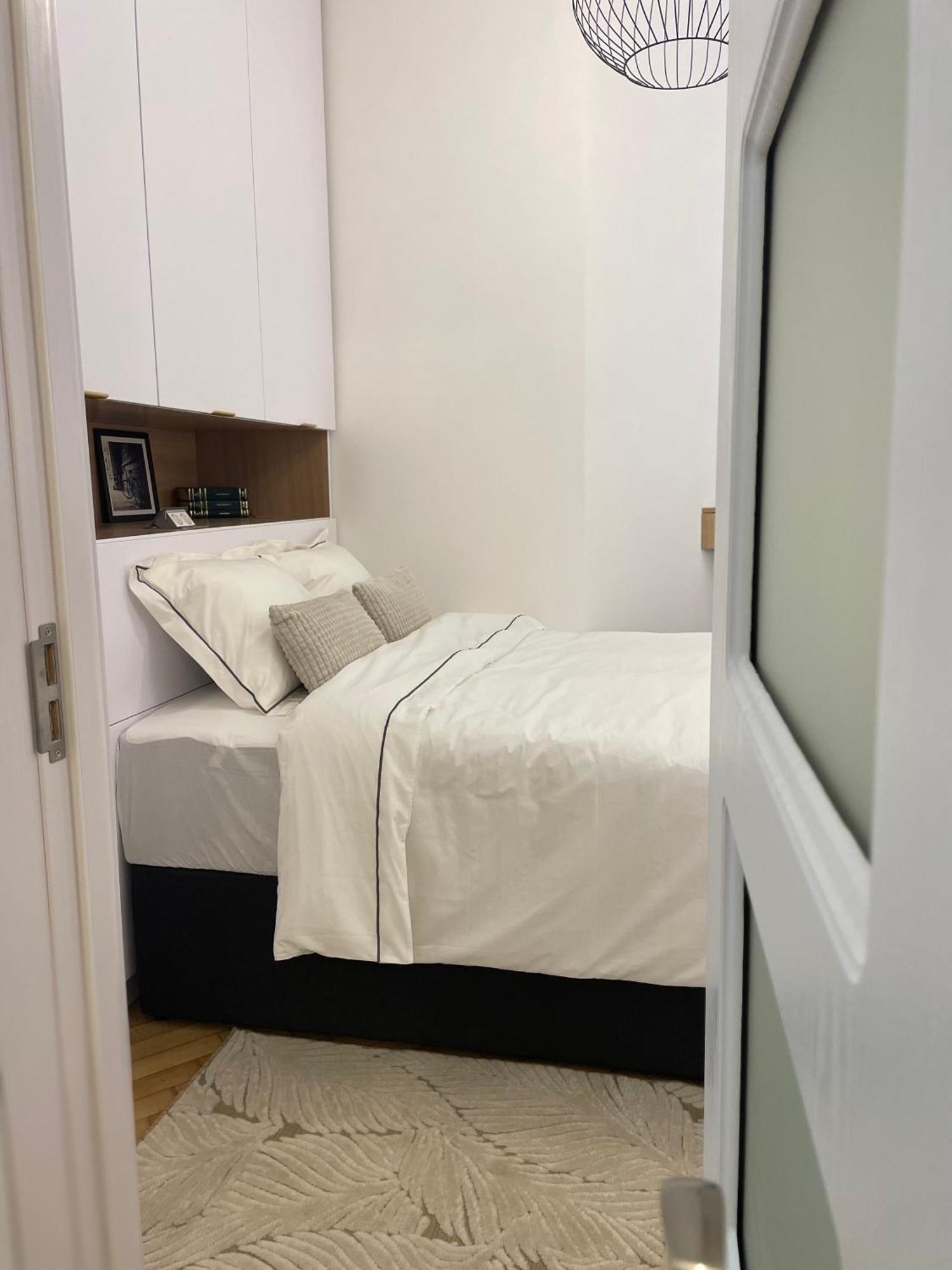 Apartament Studio Alice Romana Square Bukareszt Zewnętrze zdjęcie